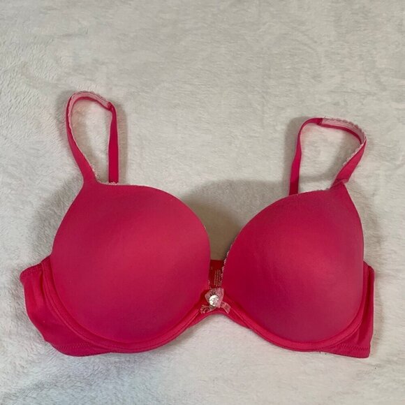Victoria's Secret lace detail push up bra - 34D - Picture 1 of 6